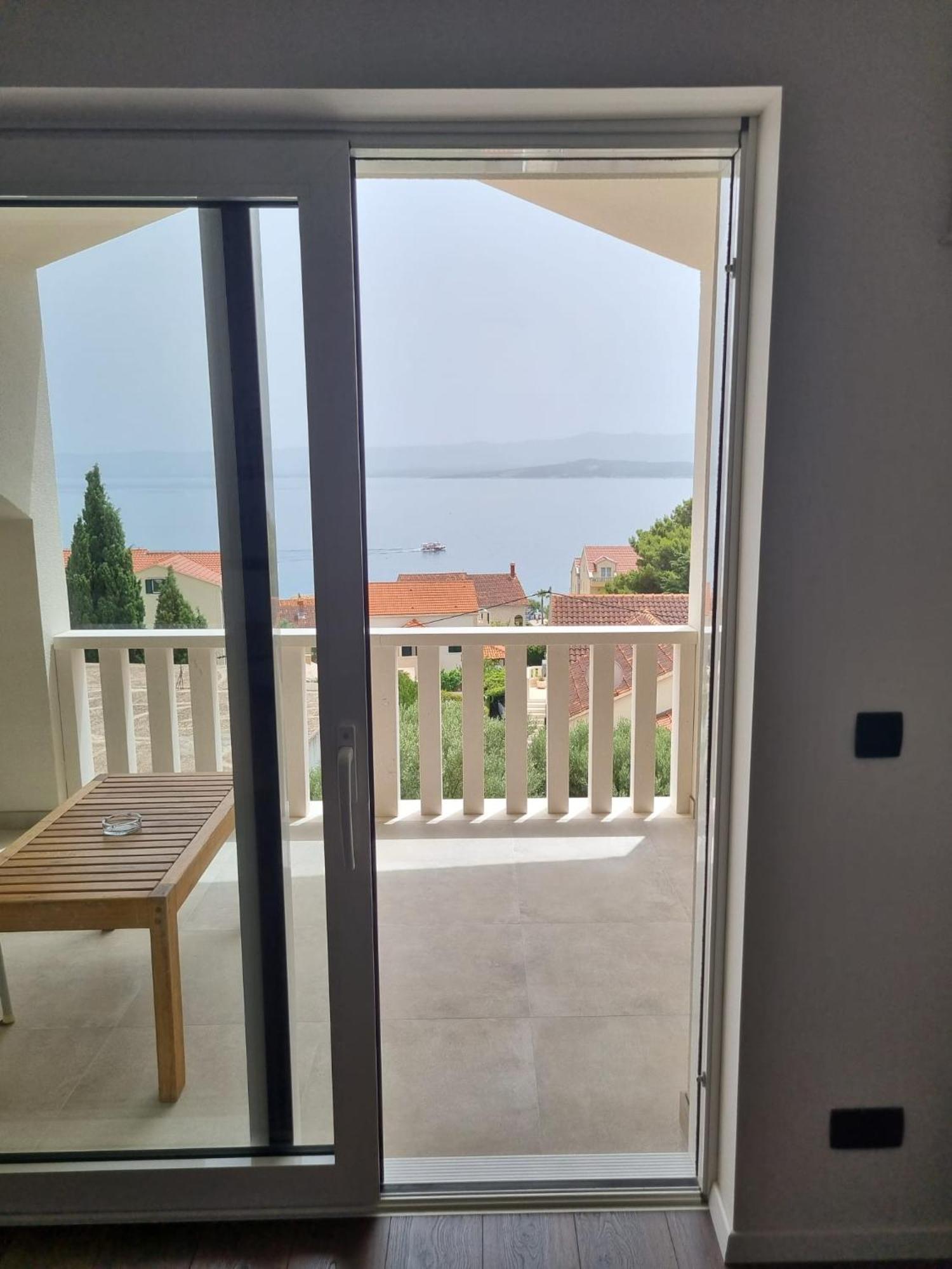 Superior Apartments Luka Μπολ Εξωτερικό φωτογραφία